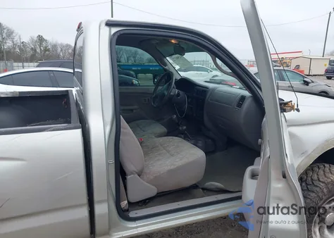 2002 Toyota Tacoma из США, поврежденный, VIN 5TEPM62N12Z091992